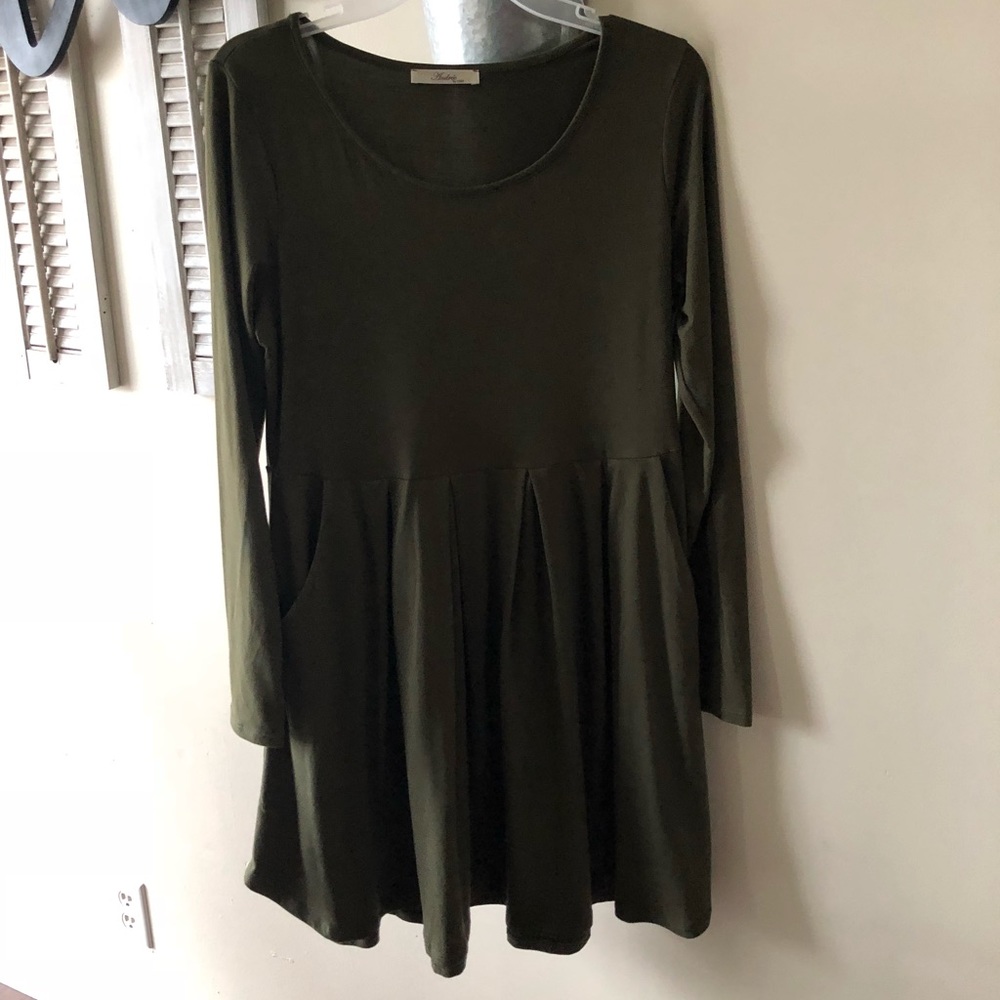 Green Dress With Pockets
